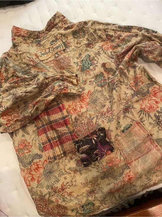 Jaded Gypsy Tops - Jaded Gypsy Floral Patchwork Button-Up - Beige with Coral & Teal Accents. L/XL